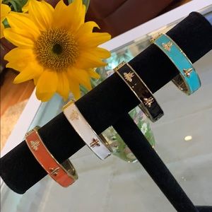 White in gold enamel bracelet